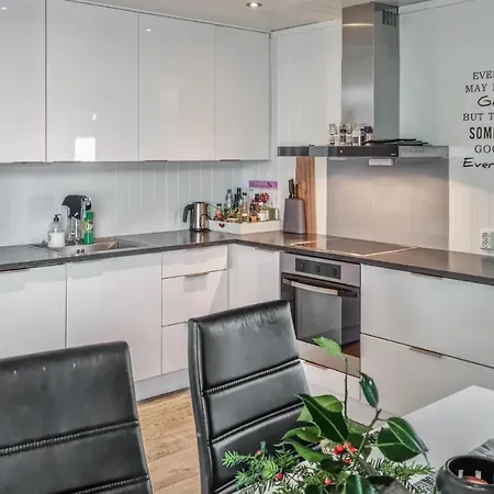 Feriehus Stunning In With Kitchen